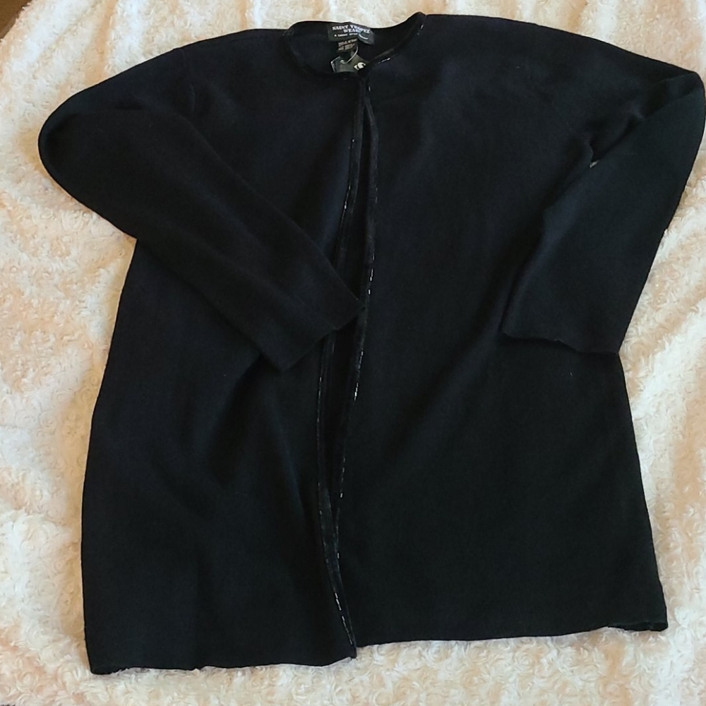 NWT St. Tropez Wear Sweater